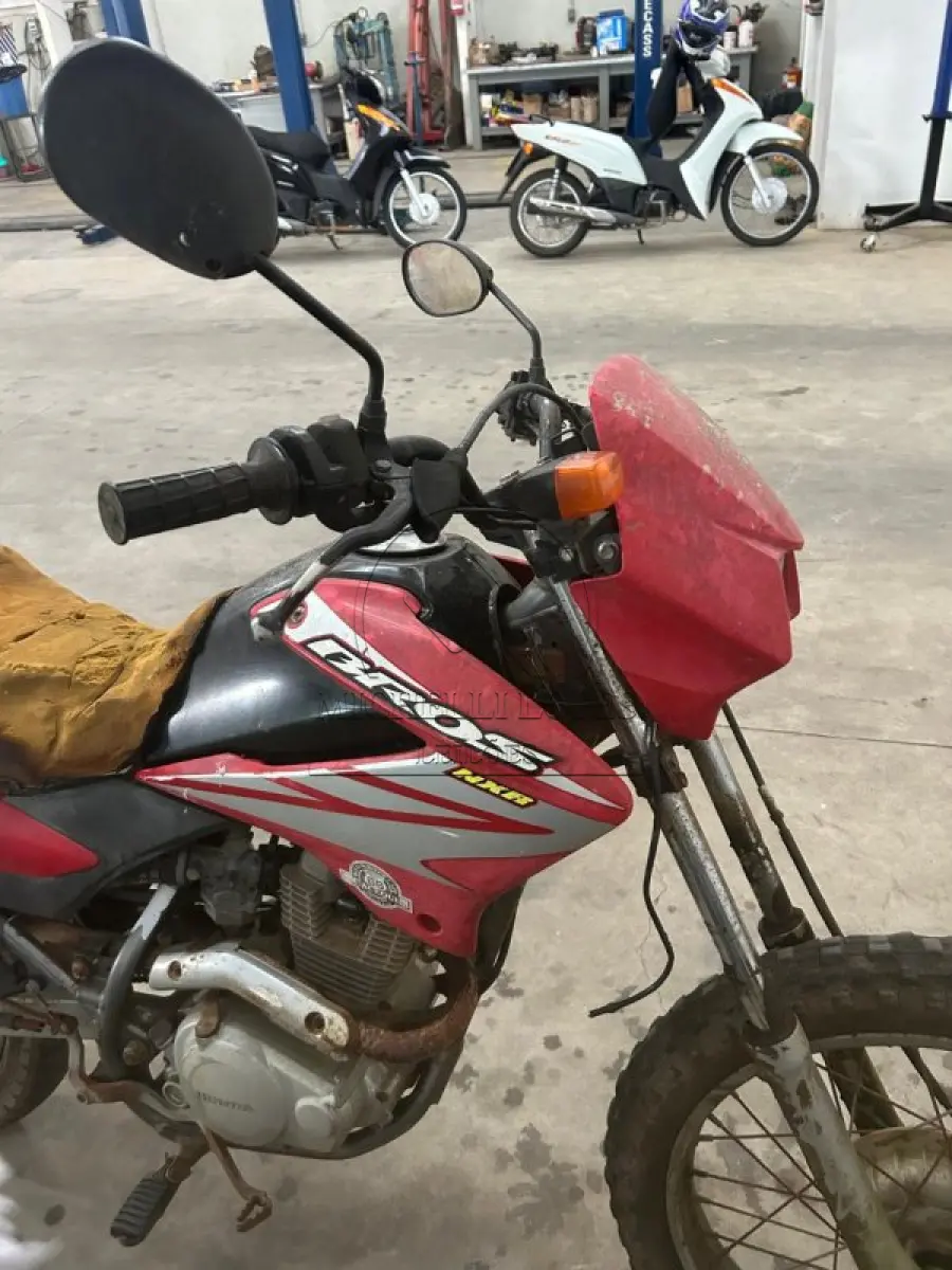 LOTE 000 - HONDA/ NXR 150 BROS ES